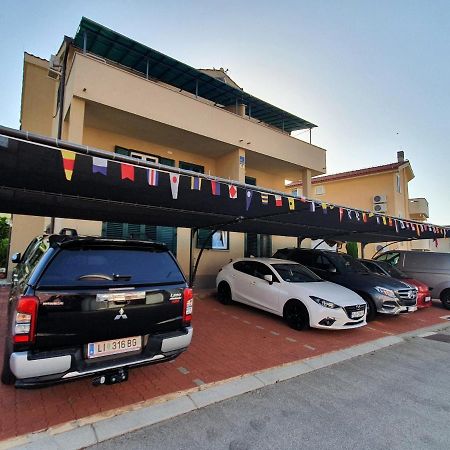 Apartments Mirica 2 Башка Екстер'єр фото