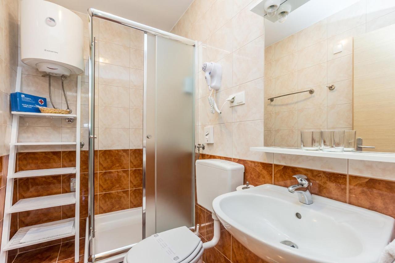 Apartments Mirica 2 Башка Екстер'єр фото