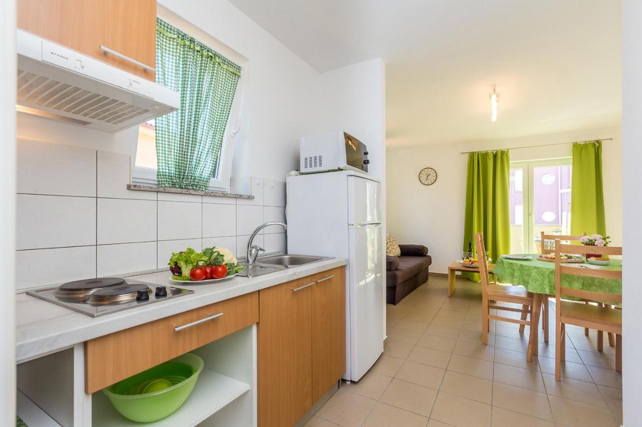 Apartments Mirica 2 Башка Екстер'єр фото